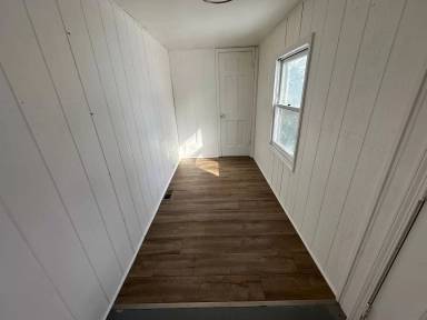 Main picture of 260 Morgan St