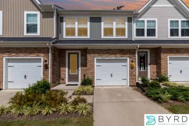 Main picture of 5545 Wenrich Dr