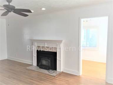Main picture of 330 Fort Hale Rd