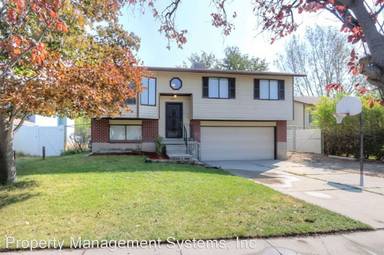 Main picture of 6119 S Park Wood Dr