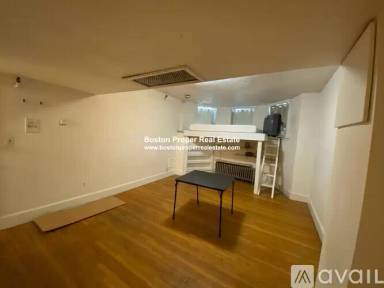 Main picture of 289 Newbury St