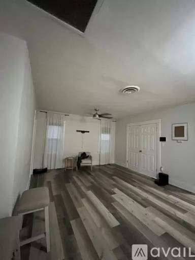 Main picture of 1711 Cherry St