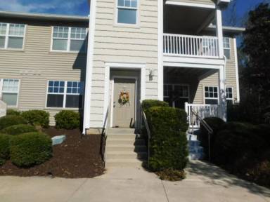 Main picture of 83 Summerfield Ct