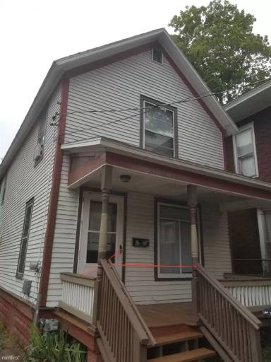 Main picture of 820 Vine Pl