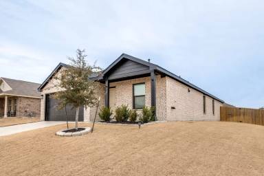 Main picture of 1650 Woodbrook Ln