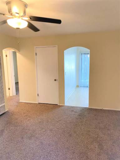 Main picture of 548 Bancroft Ave