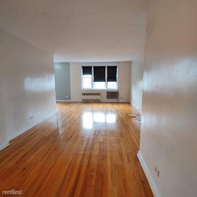 Main picture of 2501 Morris Ave