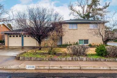 Main picture of 12008 Kashmir St NE
