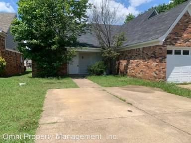 Main picture of 1584 Joy Blvd
