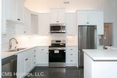 Main picture of 244 C Ave
