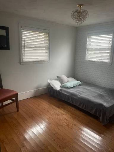 Main picture of 322 Plymouth St