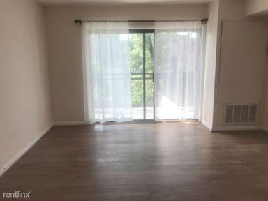 Main picture of 7611 Maple Ave