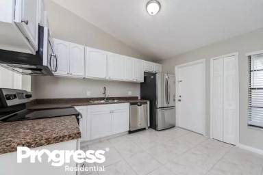 Main picture of 808 Cabaret Ct