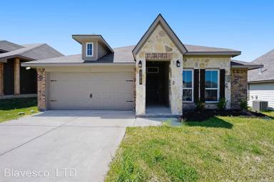 Main picture of 183 Emery Oak Way