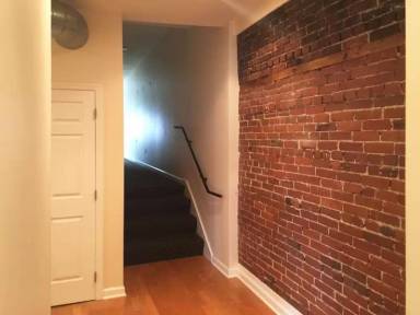 Main picture of 2520 E Carson St