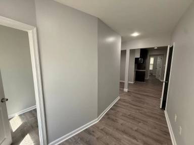 Main picture of 1612 E St NE