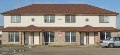 Main picture of 4101 Gus - A