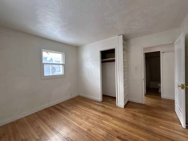 Main picture of 431 S Chicago St
