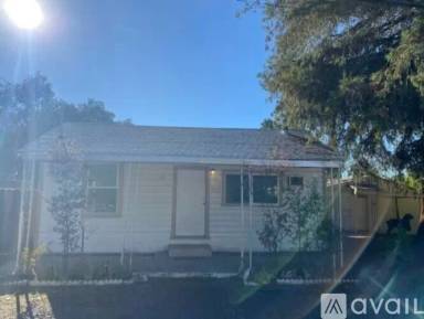 Main picture of 5445 Live Oak Dr