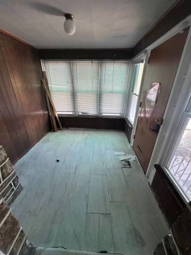 Main picture of 445 Millbank Rd