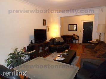 Main picture of 15 Melvin Ave