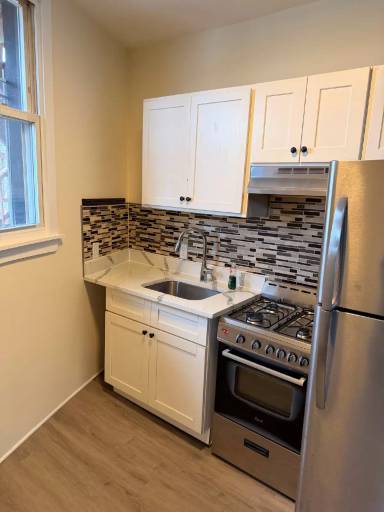 Main picture of 325 Atlantic Ave