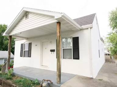 Main picture of 214 W Hess Way