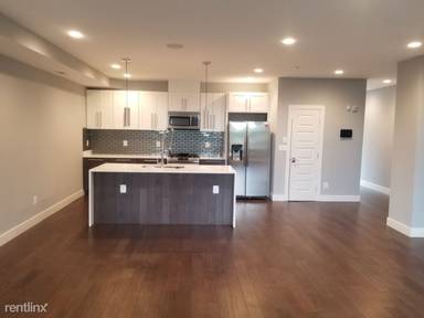 Main picture of 1420 Trinidad Ave NE