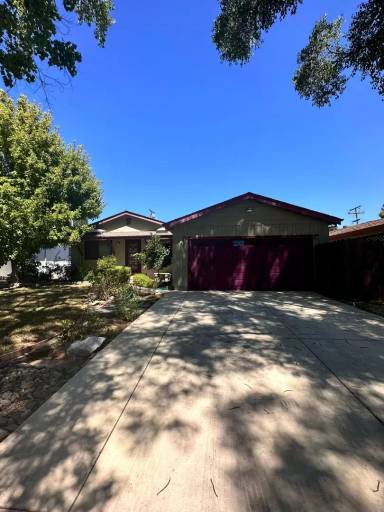 Main picture of 1417 Drexel Dr