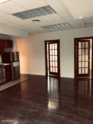 Main picture of 1300 Flatbush Ave
