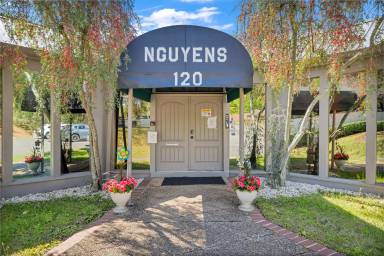 Main picture of 120 Vulcan Rd