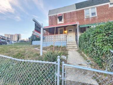 Main picture of 3510 W Lexington St