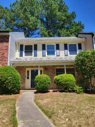Main picture of 5018 Bell Dr SE