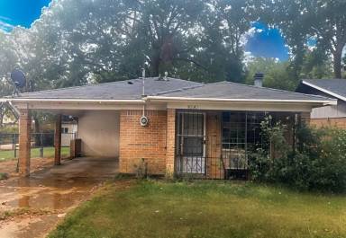 Main picture of 2703 Jerome Ln