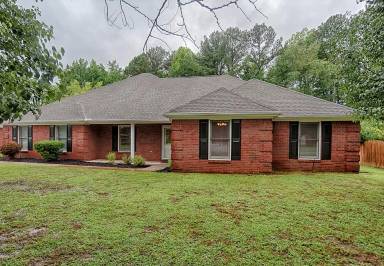 Main picture of 122 Centennial Dr