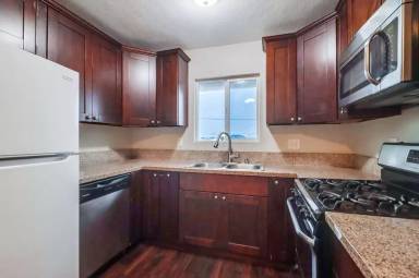 Main picture of 3523 J St