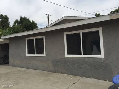 Main picture of 1105 W Mission Blvd