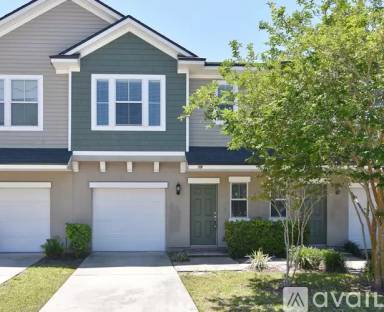 Main picture of 79 Moultrie Village Ln