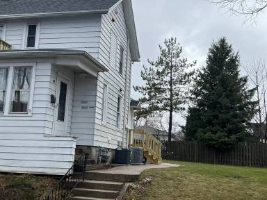 Main picture of 1424 N 16th St