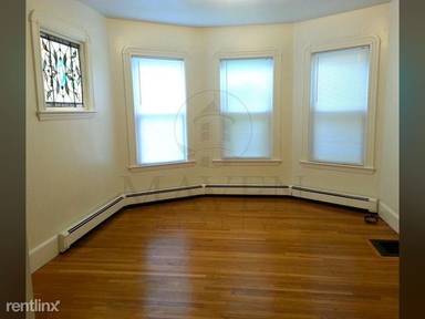 Main picture of 111 Belmont St