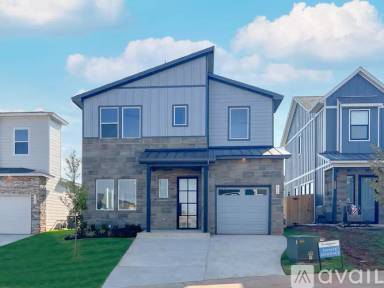 Main picture of 2500 SW 129th St