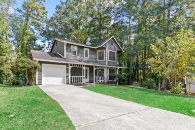 Main picture of 1057 Mainstreet Lake Dr