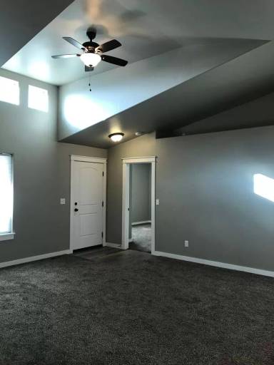 Main picture of 160 Boulder Dr