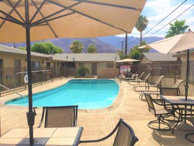 Main picture of 686 E Cottonwood Rd