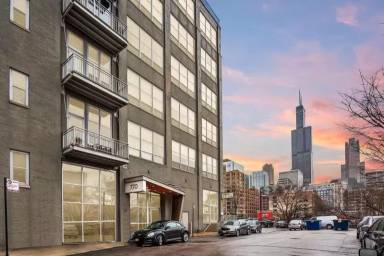 Main picture of 770 W Gladys Ave