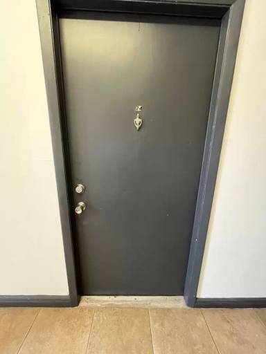 Main picture of 979 NW 4th St