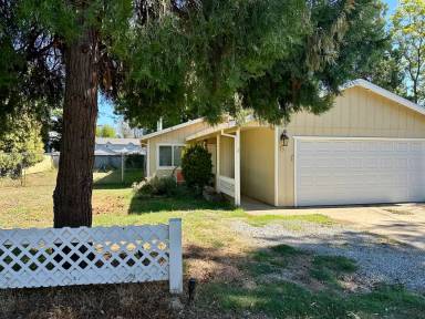 Main picture of 35 Rose Ln