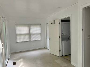 Main picture of 124 Matoaka Ct