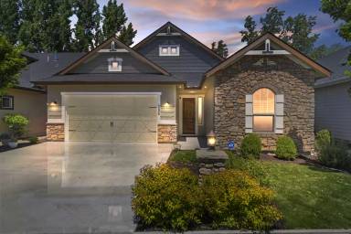Main picture of 296 E Grove Creek Ln