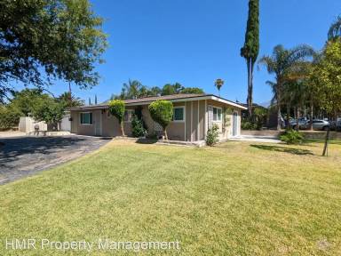 Main picture of 1405 W Marcella Ct